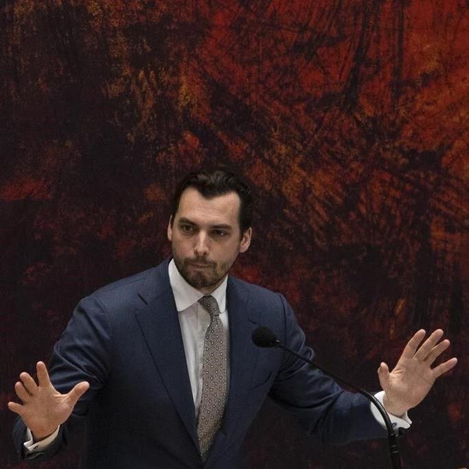 The leader of a Dutch far-right party gets assaulted with a beer bottle 2 days before election